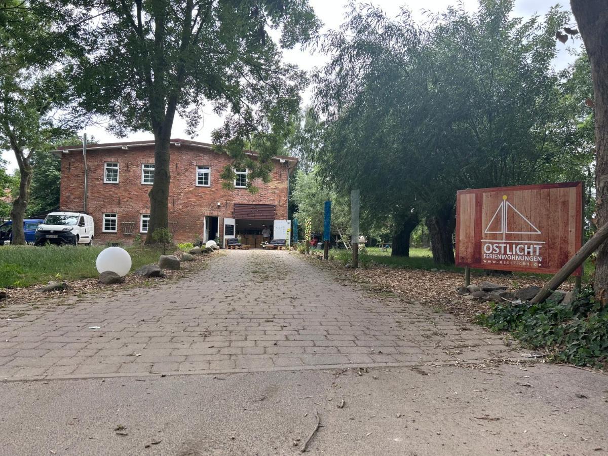 Baumzelt Rogerson Hotel Altefähr Exterior foto