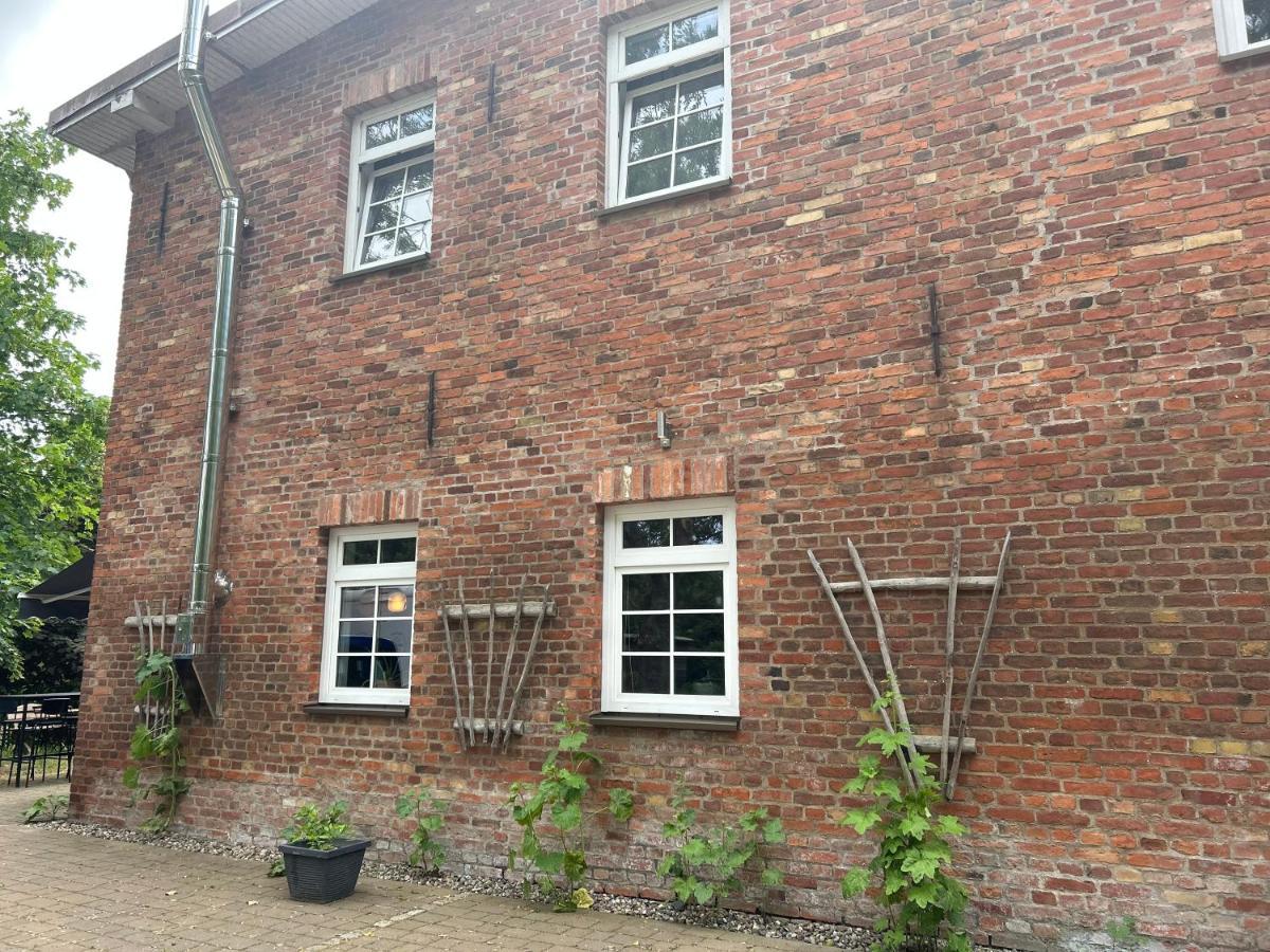 Baumzelt Rogerson Hotel Altefähr Exterior foto